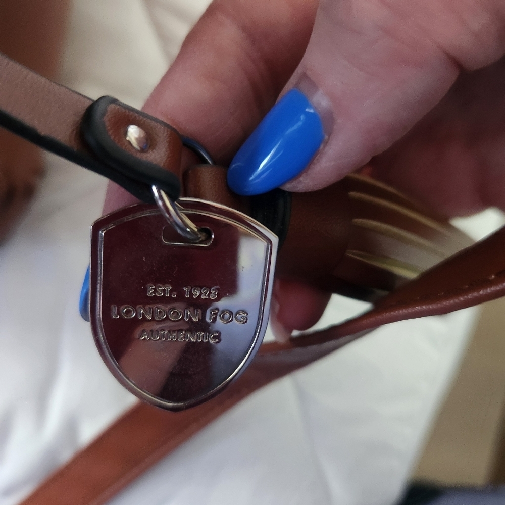 Women's London Fog  Handbag - Picture 11 of 13